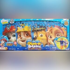 BRAND NEW  Bubble Wow Paw Patrol Wow Glove-A-Bubbles Wave & Play 8 bubble gloves